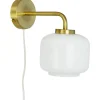 Arp Vägglampa Opal/Mässing