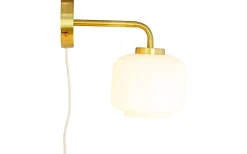 Arp Vägglampa Opal/Mässing