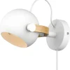 DC Vägglampa Vit/Ek
