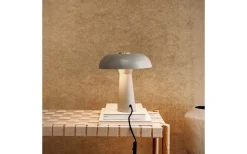 Iris Bordslampa 28cm Grå