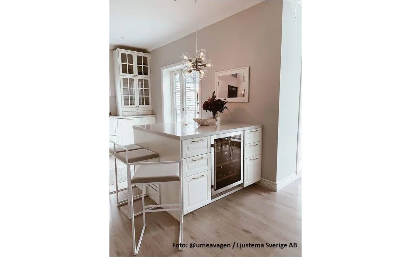 Tage Taklampa Nickel med Klarglas