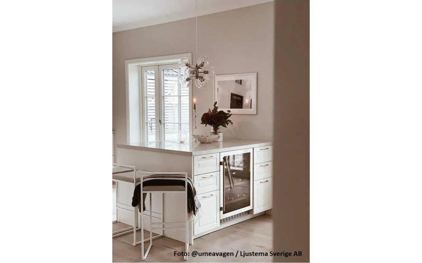 Tage Taklampa Nickel med Klarglas