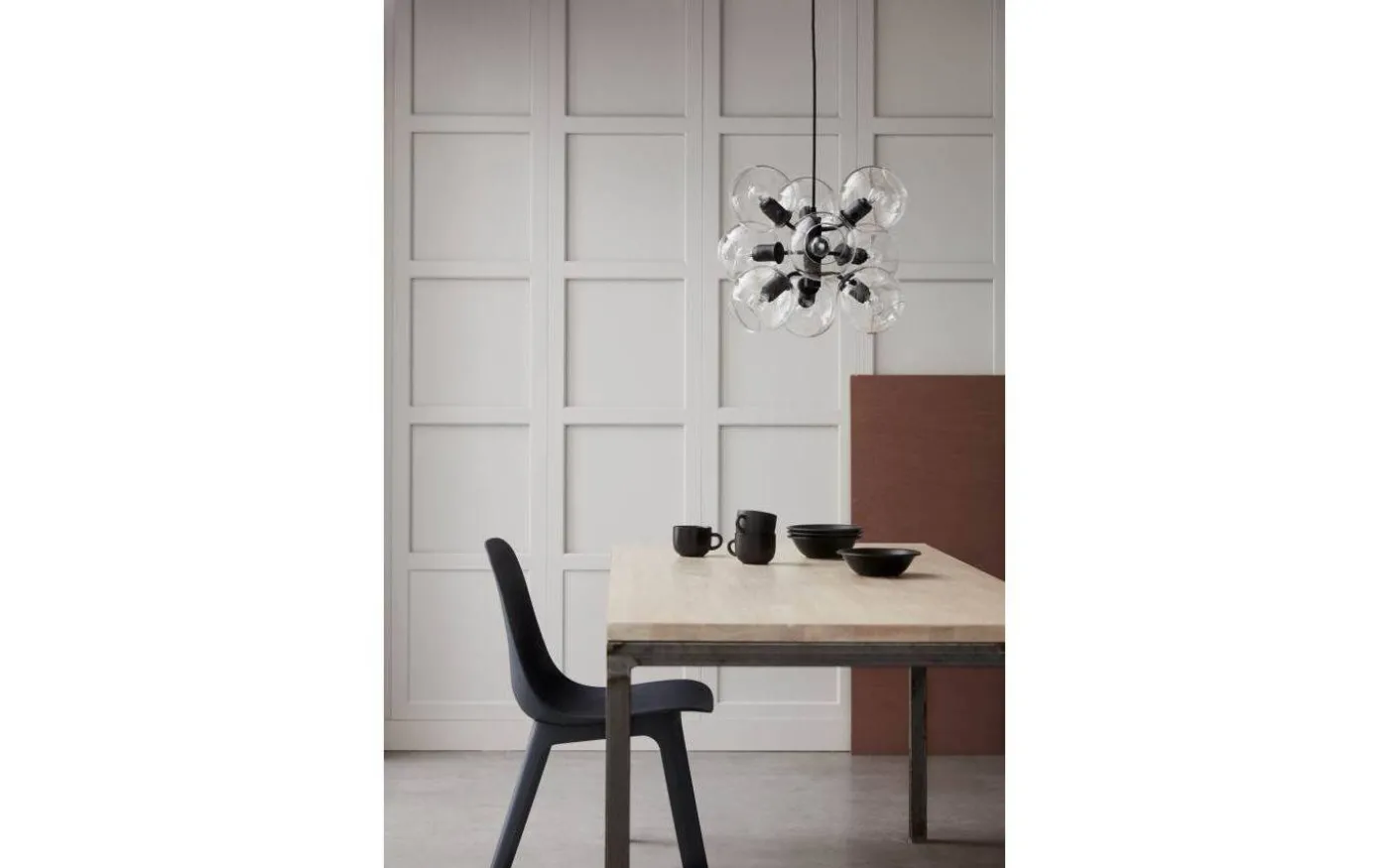 Tage Taklampa Svart Med Klarglas